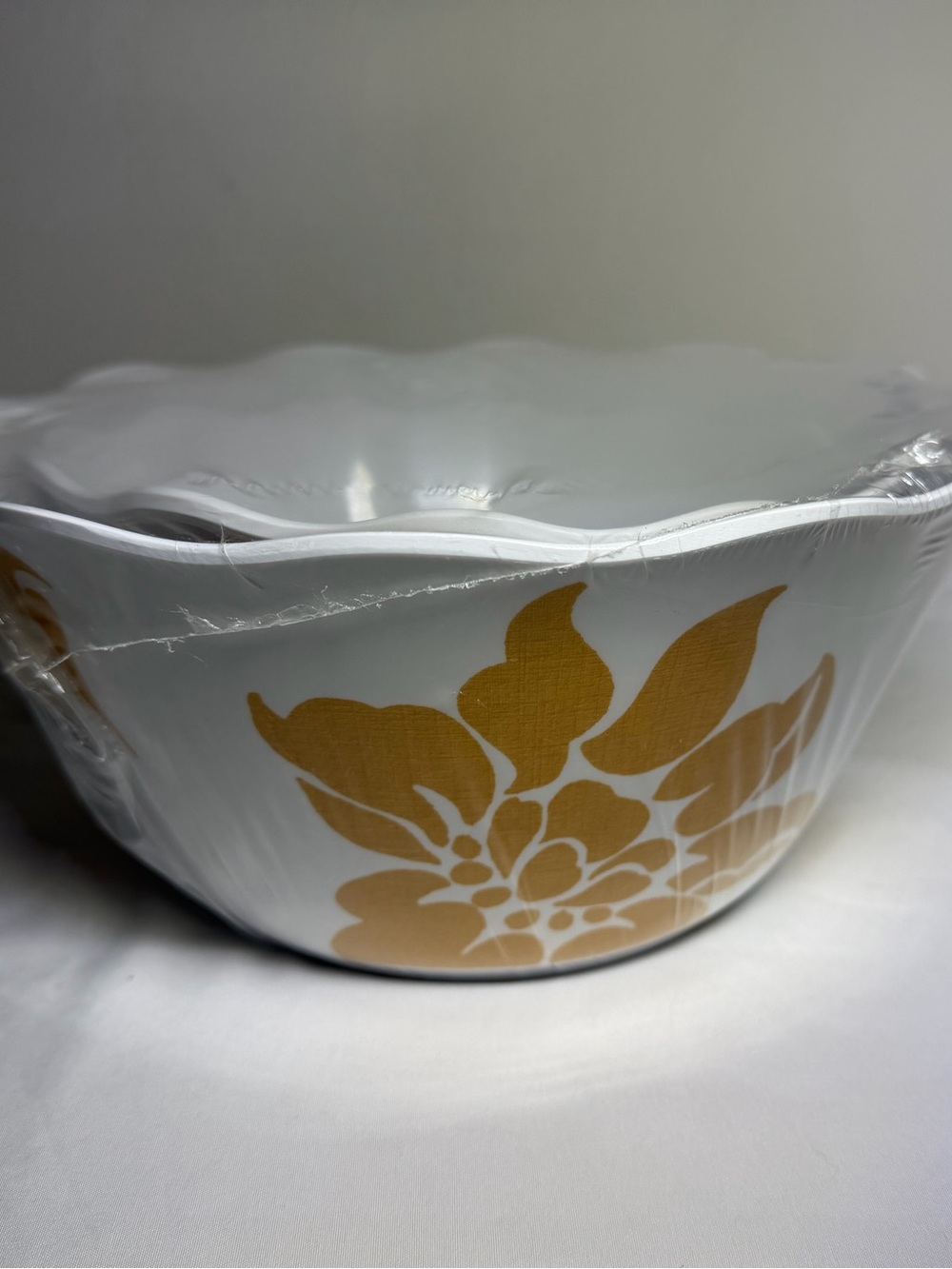 Better Homes & Gardens Citrus Blossoms Set of 2 Serving Bowls Golden Apricot